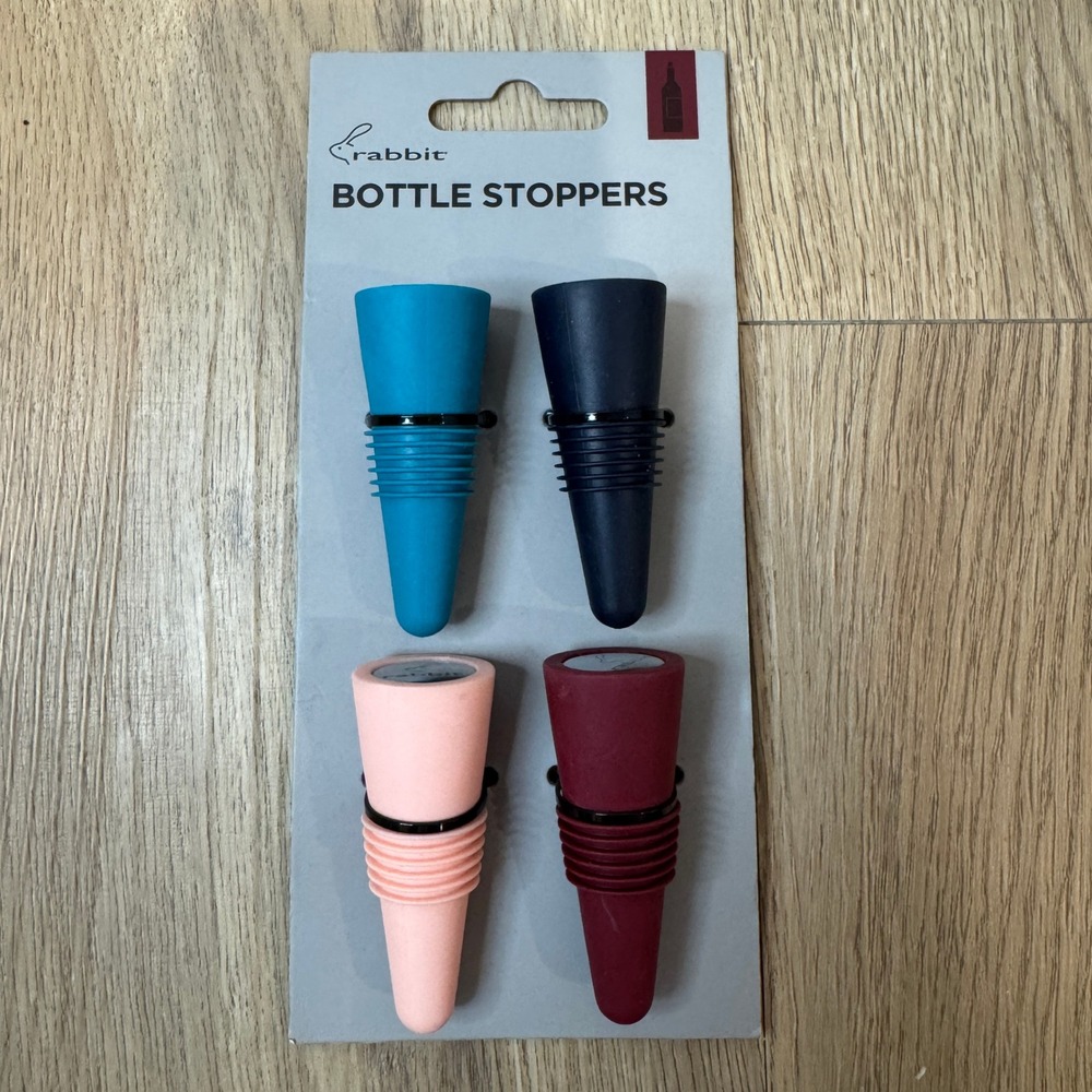 Rabbit Wine Bottle Stoppers Set of 4‎ Air Tight Wine Saver Rubber Grip Top NEW
